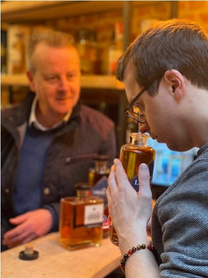Dégustation de The Liberator Irish Whiskey chez Les 3 Spiritueux, avec Maurice O’Connell